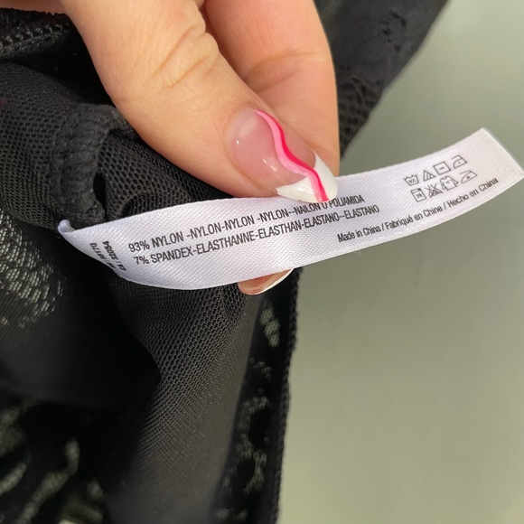 NEW XS Urban Outfitters Out From Under Black V Neck Lace Bodysuit - Picture 5 of 5